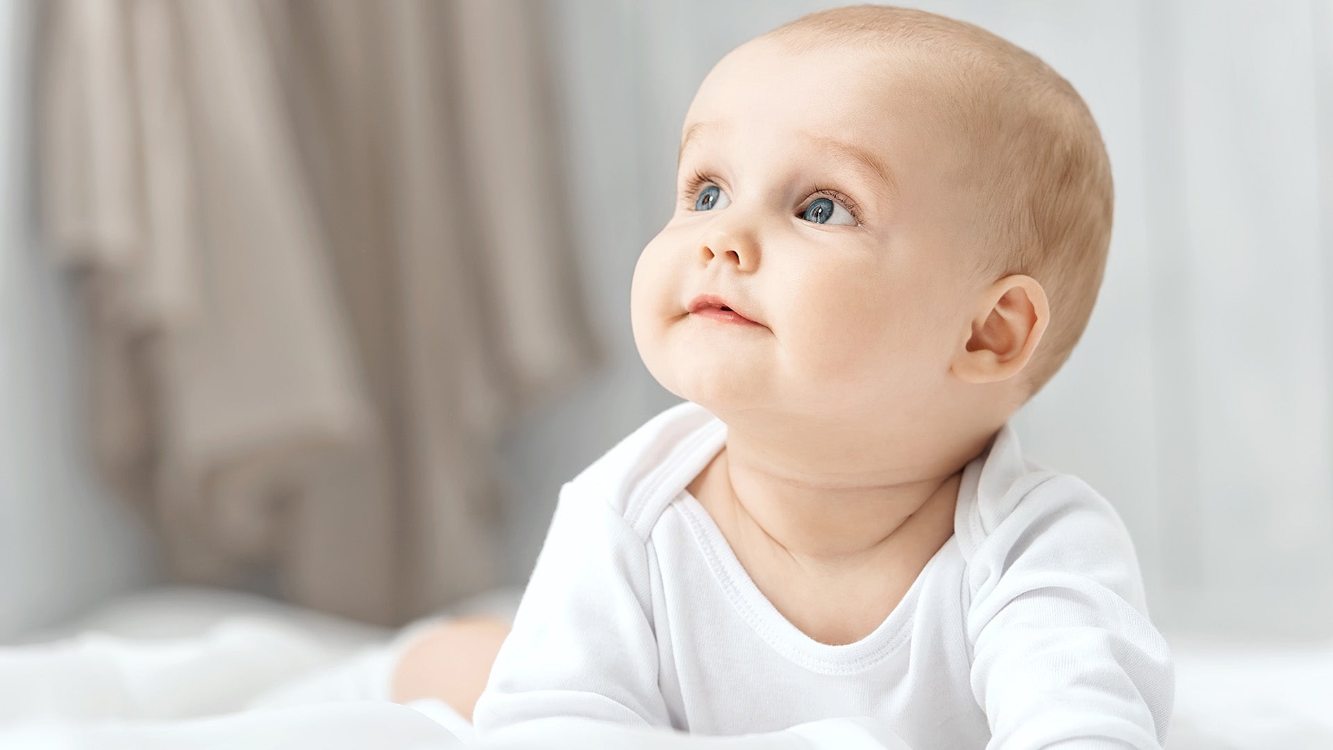 Sanfte Hilfe für Babys: Ätherische Öle bei Zahnung, Bauchweh und Schlafproblemen - Cellavent Healthcare